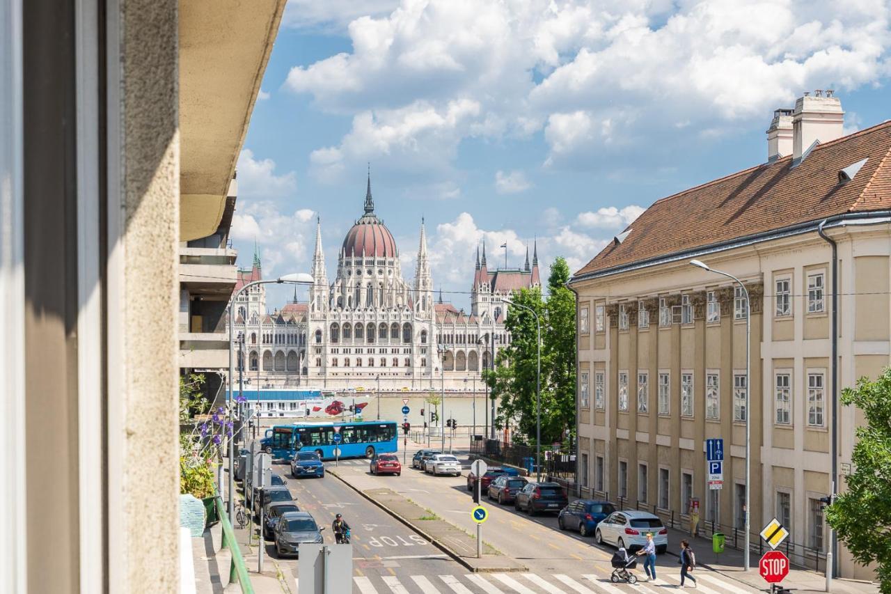 Bright Studio With Parliament View, Free Parking Budapest Exterior photo